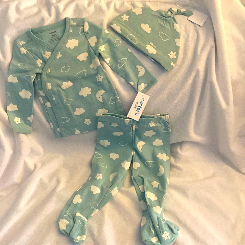 Carter’s baby set